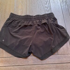 athleta MESH RACER RUN MID RISE 4 SHORT